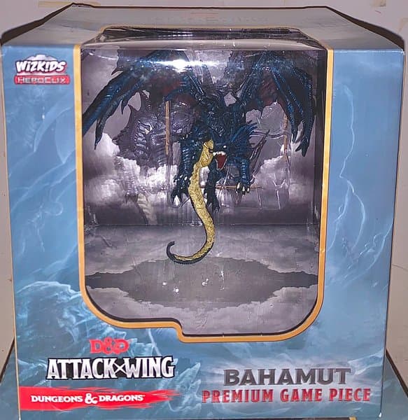 Dungeons & Dragons: Attack Wing – Bahamut Premium Figure