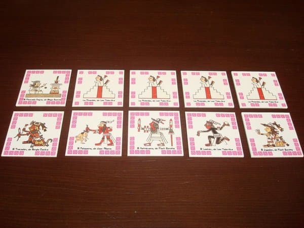 The Aztec Market: 'Ayudarjugando' expansion